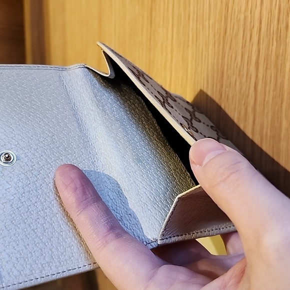Gucci Wallet Authentic (fabric with cream leather rim) - Picture 5 of 5